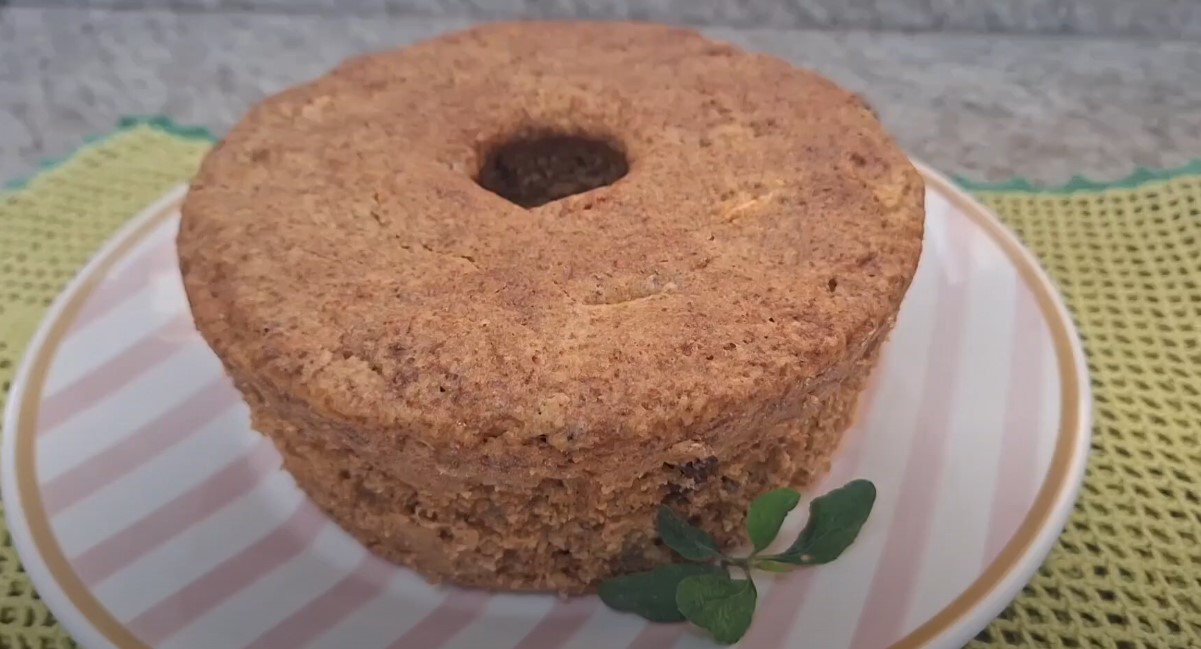 Bolo Fácil de Maçã e Banana Sem Leite e Sem Farinha de Trigo 