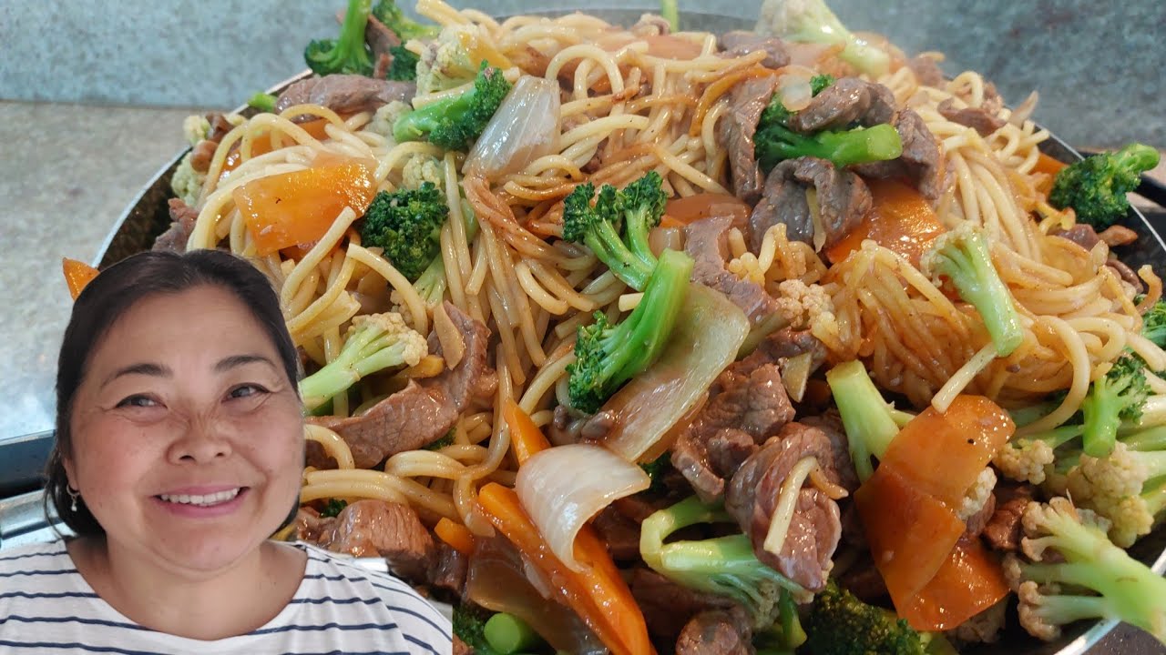 Yakisoba Sem Glúten com Macarrão Crocante: Receita Deliciosa com Carne ou Frango 